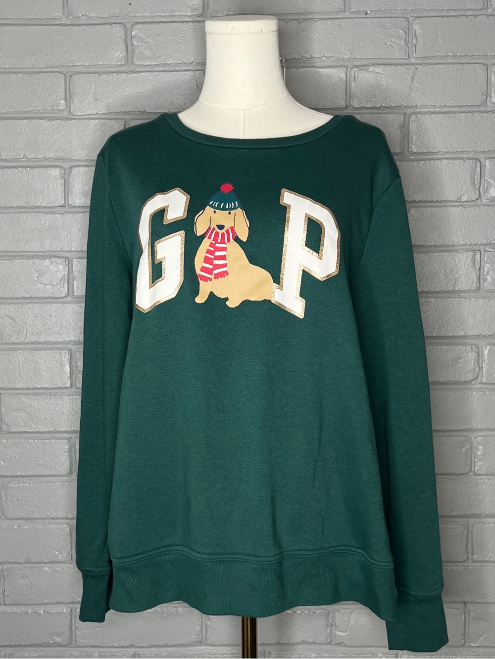 GAP Logo Dark Green Crewneck Sweatshirt with Dachshund Graphic Size Large